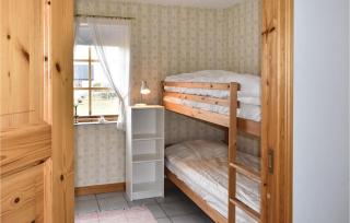 3 Bedroom Nice Home In Borrby - 1