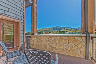 Heart of Canyons, balcony, outdoor pool & hot tub, walk to hiking and biking trails 223 - Park City - 5