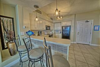 Luxurious High-Rise Condo with Direct Beach Access & Beachside Pool - Unit 2105 - Panama City Beach - 0