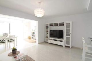 Ground floor apartment suite with private garden, Los Charcos - Costa Teguise - 2