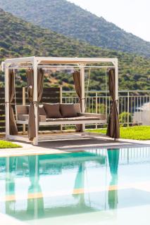 Paris Villa, with Pool, BBQ, Playground & SeaViews, By ThinkVilla - Bali - 2