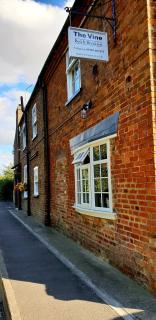 The Vine B & B - South Thoresby - 9