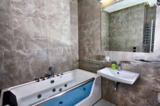 Allurapart Plaza - 3