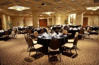 Best Western Premier Chateau Granville Hotel & Suites & Conference Centre - Vancouver - 2