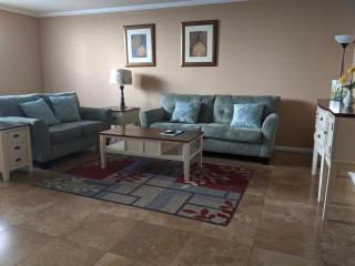 2Bedroom with Den and 2BA 4 Blocks to Santa Monica Beach - Los Angeles - 9