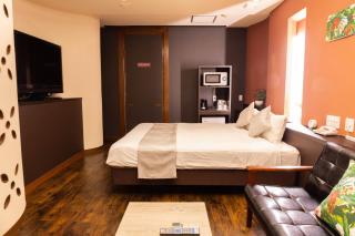 Nami No Ue Crystal Hotel - Naha - 3