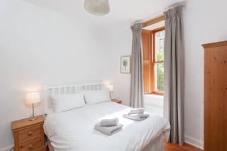 5 Mins to Princes Street - Main Door Cottage - Private Garden - New Property - 2