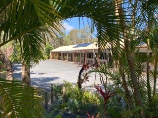 Tin Can Bay Motel - Tin Can Bay - 0