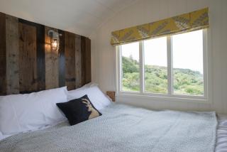 West Coast Hideaways - Nedd - 2