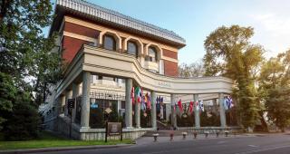 улица Кунаева 163 напротив отеля Достык - 9