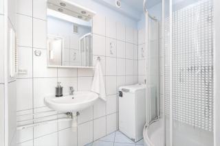 Rooms4Less - Danzig - 4