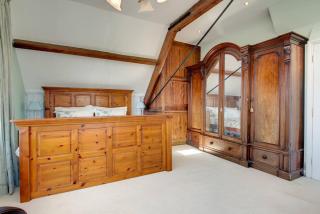 Carnegie Library: Shakespeare Apartment 3 Bedroom - 5