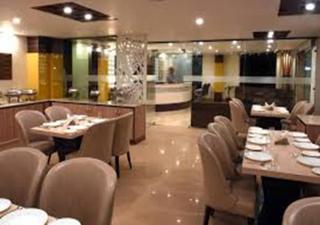 Starz Clarks INN Mussoorie - Mussoorie - 5