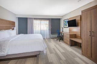 Holiday Inn Express San Diego Airport-Old Town by IHG - San Diego - 4