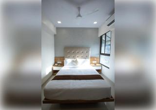 Hotel Grace Galaxy - Bombay - 2
