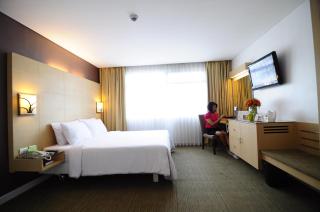 St Giles Hotel Makati - Manila - 8