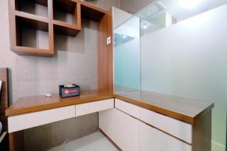 Compact Studio Saladdin Mansion Apartment By Travelio - Depok - 7