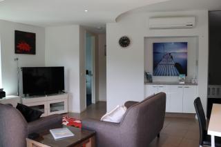 130 At The Waves - Cowes - 4