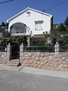 Apartman Grospic 2 - Cesarica - 0