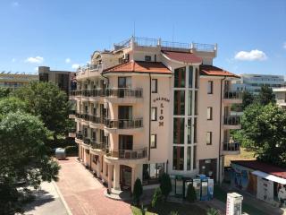 Family Hotel Golden Lion - Primorsko - 0