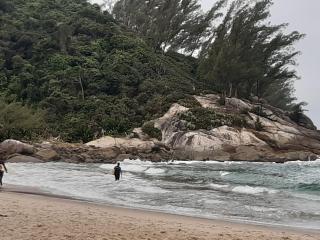 Casa Rústica praia da Ferrugem próximo praia com piscina compartilhada - Garopaba - 0