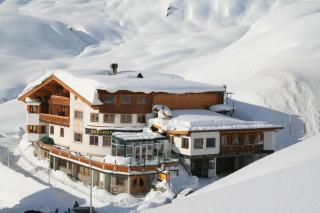 Gasthof Valluga - Sankt Christoph am Arlberg - 2