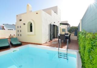 Olympia House Lovely, Close to Town and Beaches with Private Pool & Fast WiFi - Corralejo - 0