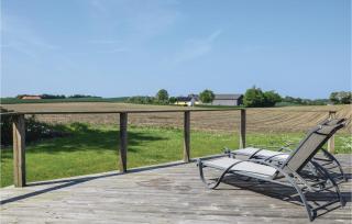 Four-Bedroom Holiday Home In Humble - Humble - 2