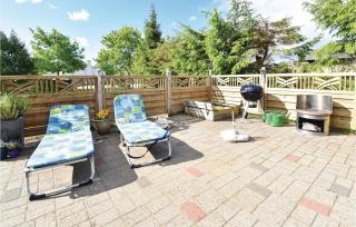 Four-Bedroom Holiday Home In Middelfart - Middelfart - 1