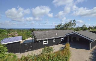 Two-Bedroom Holiday Home In Farevejle - Fårevejle - 1