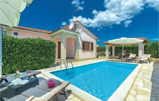 Holiday Home Kastelir 50 With Outdoor Swimmingpool - Kaštelir - 9