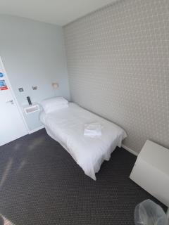 The Derby Conference Centre - Shared Accomodation - 8