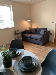 Three Bedroom Townhouse with Parking - Telford - 2