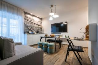 Alga 5-Star Boutique Apartment Steps from the Sea - Martinsicuro - 0