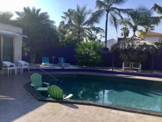 Sandcastle Beach Apartments - Palm-Eagle Beach - 0