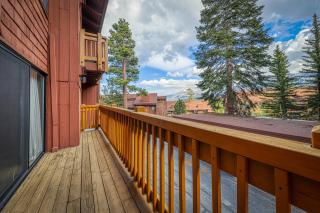 Mammoth Ski & Racquet 124 - 9