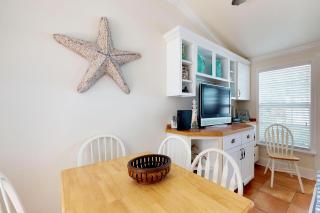 Starfish Beach Cottage #3 - Ilexhurst - 2