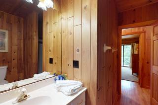 The Harfords Point Lodge - 9