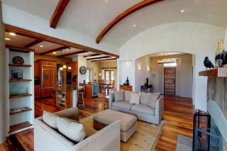 Casa de Azel - Kenwood - 4