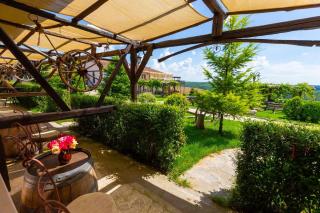 Seven Generations Winery Hotel - Mechka - 9