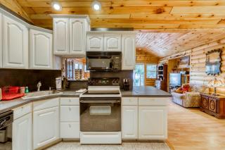 Family Oriented Cottage - Brant Lake - 5