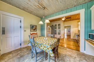 White Dairy Guesthouse - 4