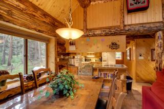 Bear Hollow Cabin - 4
