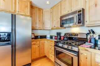 Bluff Mountain Charmer - 1