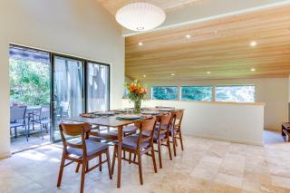 Tree-to-Sea Haven - Valley Crossing - 4