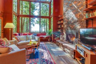 The Redwood House - Fish Rock - 5