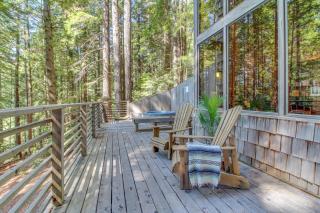 The Redwood House - Fish Rock - 8