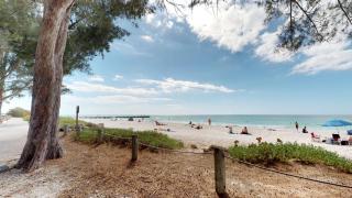 Safari Suite - Bradenton Beach - 0