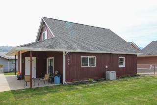 The Red Lake House - 2