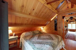 Bobcat Cabin - 1